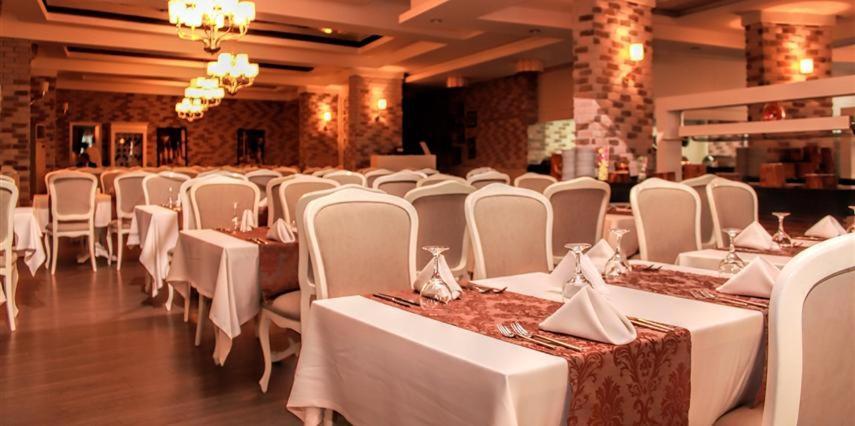 Vuni Palace Luxury Resort & Beach & Casino Kyrenia (Northern Cyprus) Exterior photo